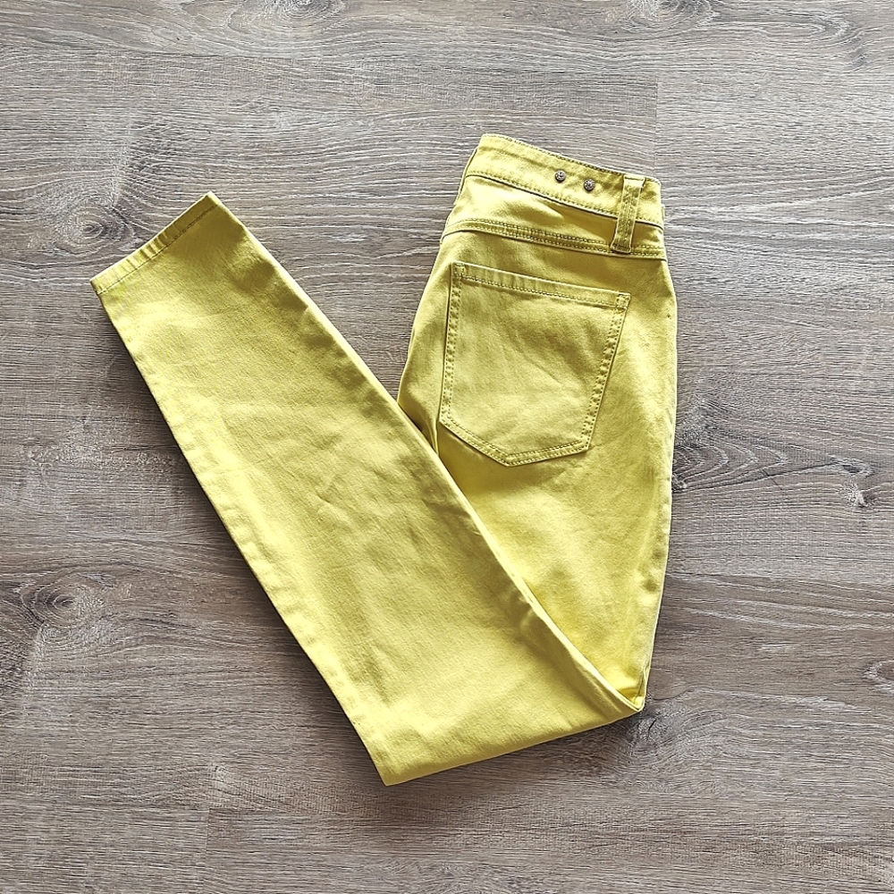 NWT Cabi Skinny Citron Yellow Jeans Size 8